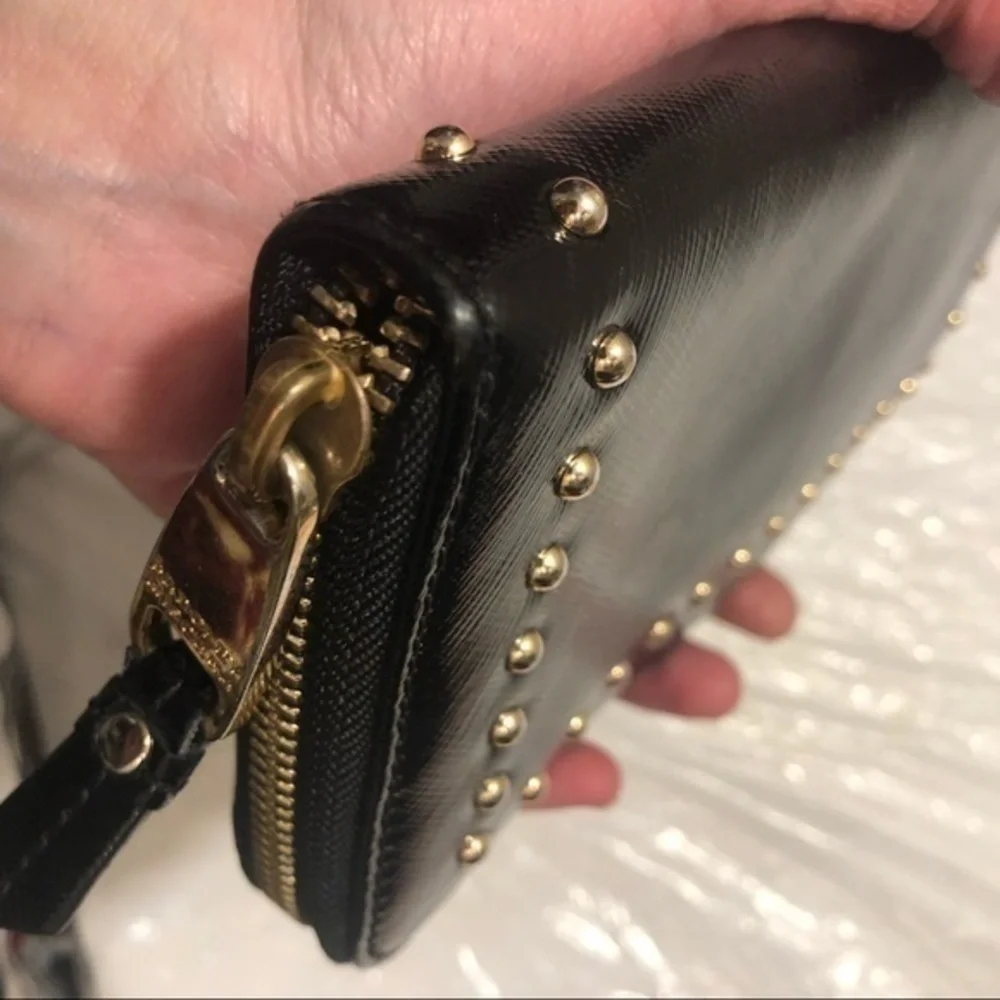 Badgley mischka black studded leather zipper clutch wallet